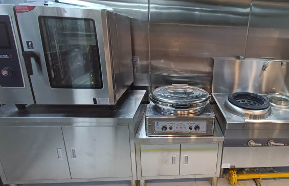大型酒店中央厨房建设全攻略：设备选型与布局优化，打造餐饮新标杆