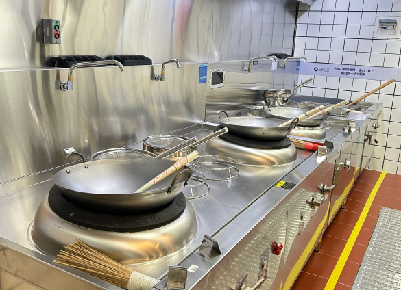 厨房革命！一站式采购排烟设备，让酒店厨房焕然一新