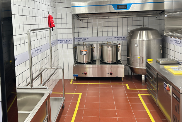 火锅店厨房设备采购清单：必备神器，让美味更顺畅！