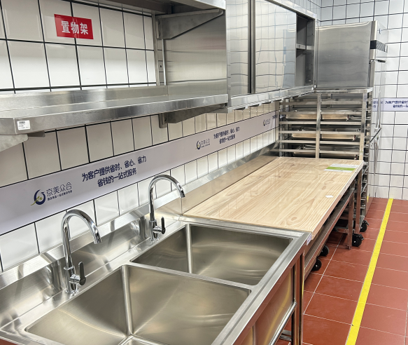 火锅店厨房布局与设备配置：优化空间，提升效率！